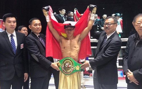 'Độc cô cầu bại' vì thần tượng Floyd Mayweather