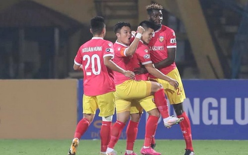 Cập nhật trực tiếp bóng đá V-League hôm nay: SLNA vs Hà Tĩnh. Bình Định vs Thanh Hóa