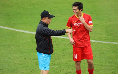 Tin ĐT Việt Nam vs Malaysia ngày 11/6: HLV Park Hang Seo tin vào Việt Nam. Tuấn Anh chỉ đá trận gặp UAE.