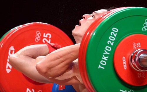 Thể thao Việt Nam tại Olympic Tokyo ngày 25/7: Thạch Kim Tuấn thất bại ở môn cử tạ