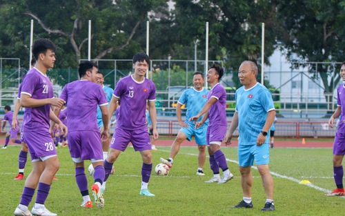 Tin ĐT Việt Nam vs Indonesia 15/12: Tuyển Việt Nam âm tính với COVID-19. Indonesia nhận tin dữ về lực lượng