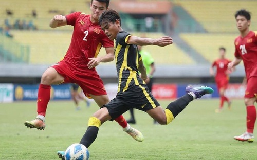 HLV Đinh Thế Nam: ‘U19 Việt Nam phải hướng về phía trước’