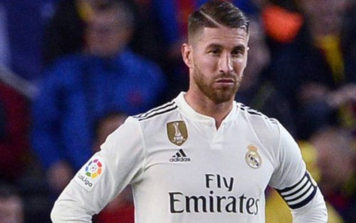 Ramos bị fan Barca chế giễu khi khóc dù chơi tệ nhất trận 'Kinh Điển'