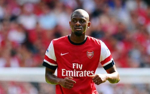 Cựu sao được mệnh danh 'Vua chấn thương' của Arsenal giải nghệ ở tuổi 32