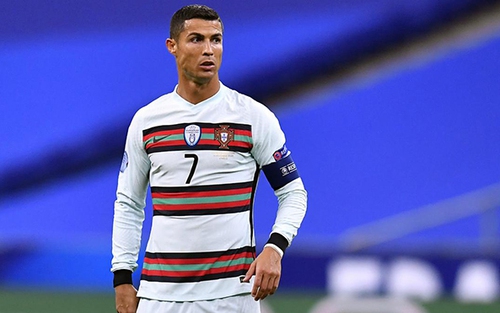 Bộ trưởng thể thao Italy lên án Ronaldo phá vỡ quy định cách ly