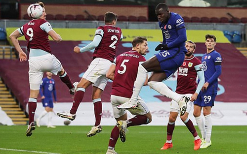 Burnley 0–3 Chelsea: Công-thủ tỏa sáng, Chelsea thắng dễ Burnley