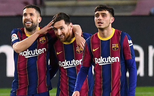 Barcelona 4-1 Huesca: Messi lập cú đúp, Barca phả hơi nóng vào gáy Atletico