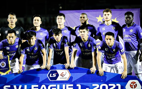 Trực tiếp bóng đá V-League 2021: Hà Nội vs Hà Tĩnh (19h15 hôm nay)