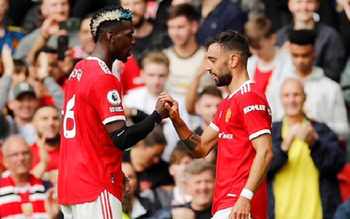 Hàng tiền vệ MU: Bruno Fernandes tỏa sáng, Ole sẽ thêm... đau đầu
