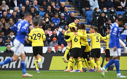 Leicester 0–3 Chelsea: Vùi dập 'Bầy cáo', Chelsea xây chắc ngôi đầu bảng