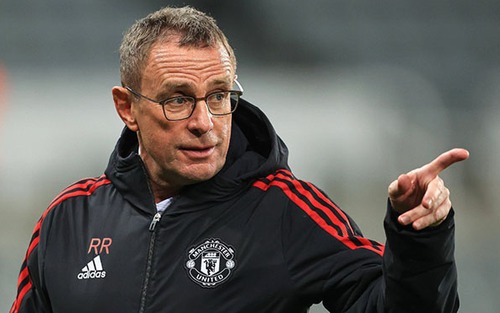 Rangnick: 'Cầu thủ MU nên mặt đối mặt với tôi thay vì phàn nàn trên mạng'