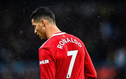 Ronaldo vẫn được đá chính trước Man City bất chấp phong độ nghèo nàn