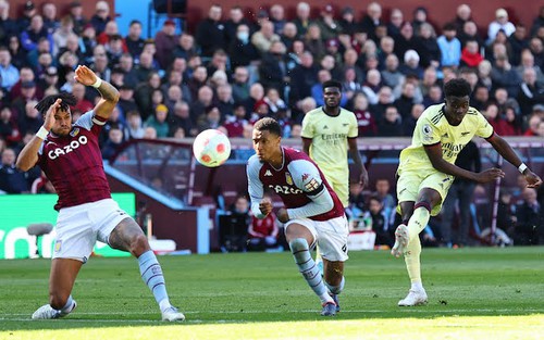 Aston Villa 0–1 Arsenal: Saka lập công, ‘Pháo thủ’ xây chắc vị trí top 4