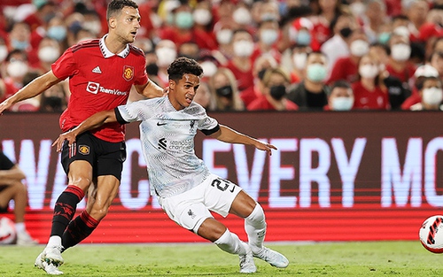MU hạ Liverpool 4 bàn không gỡ, Ten Hag có màn ra mắt hoàn hảo
