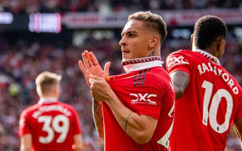 Tin MU 5/10: Ten Hag bị giới hạn chuyển nhượng, Antony trên đường lập kỷ lục ở MU