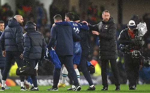 Graham Potter bị chỉ trích ngu ngốc vì khiến Chilwell chấn thương