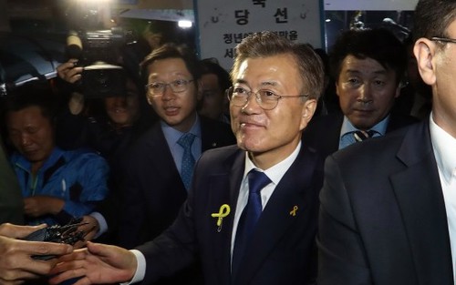 Tiểu sử Tân Tổng thống Hàn Quốc Moon Jae In