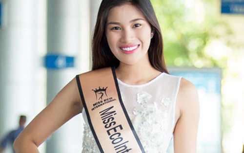 Đau đầu vì 'xử' người đẹp 'thi chui'