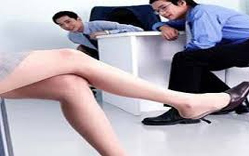 Chỉ tại cái váy quá ngắn