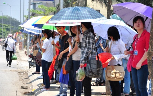 Hà Nội tiếp tục nắng nóng, bão HaTo mạnh lên trên biển
