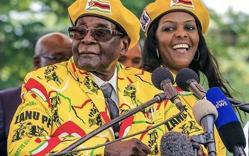 SỐC: Quân đội bắt giam vợ chồng Tổng thống Zimbabwe, phong tỏa Thủ đô Harare