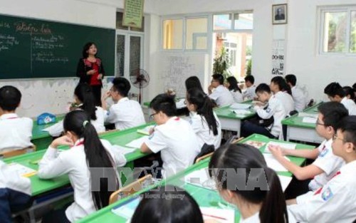Dự thảo sửa đổi Luật Giáo dục: Lương giáo viên bằng lương bác sĩ, kỹ sư cao cấp