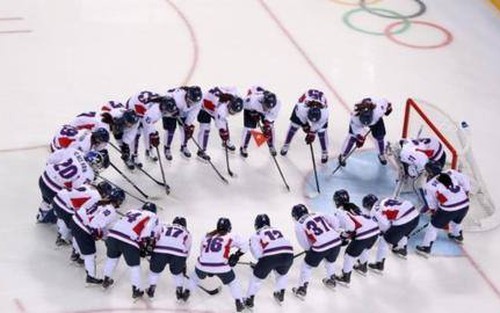 Olympic Channel làm phim về đội khúc côn cầu nữ của Triều Tiên & Hàn Quốc