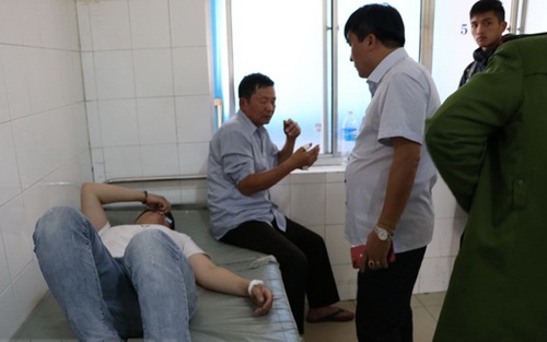 Tạm giữ 5 người, thu nhiều vũ khí vụ hai cha con trúng đạn chì tại Đà Lạt