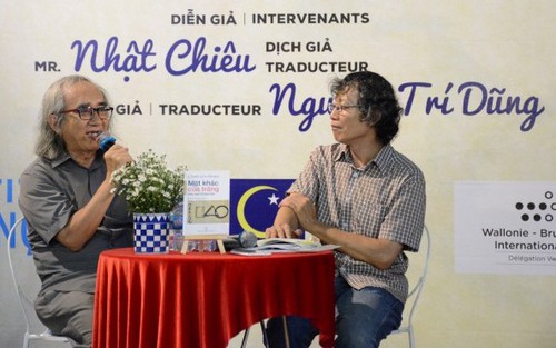 Tọa đàm về sách 'Mặt khác của trăng': Không có nền văn hóa nào là bá chủ của thế giới