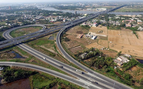 Phó Thủ tướng yêu cầu gỡ vướng thủ tục, đảm bảo tiến độ cao tốc Bắc-Nam