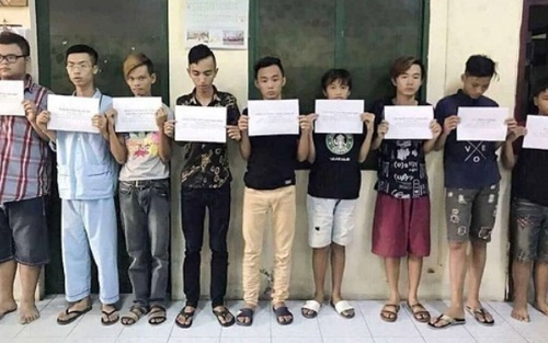 Tạm giữ 11 nghi can nhóm cướp ‘nhí’ chuyên cướp cửa hàng tiện lợi
