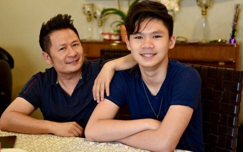 Bằng Kiều cùng con trai cover hit 'Người hãy quên em đi' của Mỹ Tâm