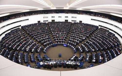 EU gia hạn các lệnh trừng phạt với Nga thêm 6 tháng