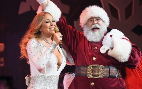 Ca khúc 'All I Want For Christmas Is You': Thách thức mọi quy chuẩn