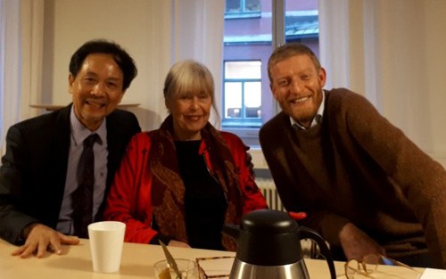 Sương khói Hồ Tây và ly 'đen đá Hà Nội' ở Stockholm