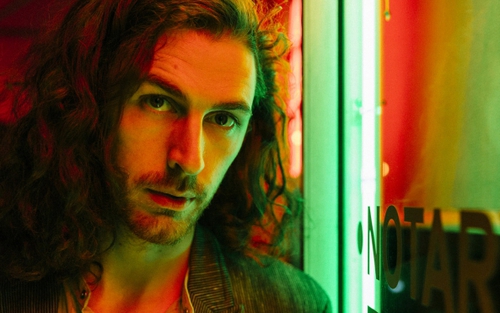 Album 'Wasteland, Baby!' của Hozier: Tình ca cho ngày tận thế