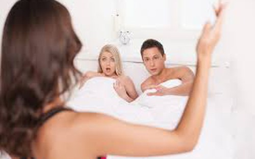 Truyện cười bốn phương: Người thứ ba