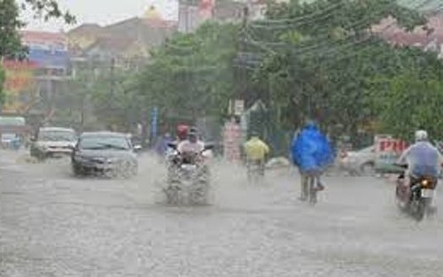Bắc Bộ và Bắc Trung Bộ đề phòng lốc, sét, mưa đá và gió giật mạnh