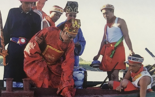 Khám phá 'kho báu' di sản phi vật thể Hà Nội (kỳ 6): Ù chóe, ù chóe, ù chóe... Hội đình Chèm