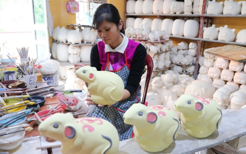 Làng nghề truyền thống Hà Nội chủ động vượt qua đại dịch COVID-19