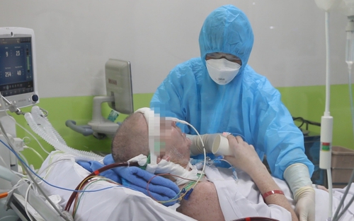 Bệnh nhân phi công người Anh đủ điều kiện chuyển viện an toàn vào ngày 12/7