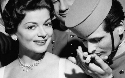 'Refrain' của Lys Assia: Ca khúc làm nên 'Đệ nhất phu nhân' Eurovision