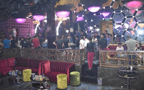 Kiểm tra quán bar, phát hiện 43 thanh niên dương tính với ma túy ​