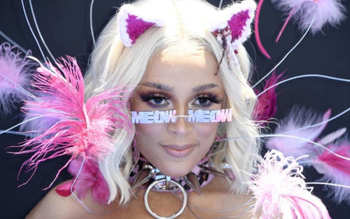 Giải MTV Video Music Awards 2020: Doja Cat – từ mạng xã hội bước lên sân khấu MTV