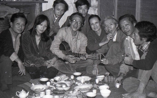 Trịnh Công Sơn - Trở về như mùa Xuân...