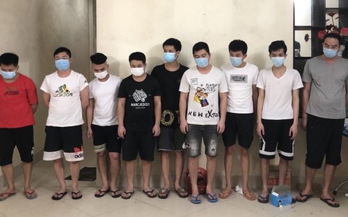 Khởi tố các đối tượng tổ chức cho 11 người nước ngoài ở lại Việt Nam trái phép