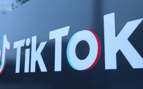 Tổng thống Mỹ Joe Biden thu hồi lệnh cấm TikTok và WeChat của Trung Quốc