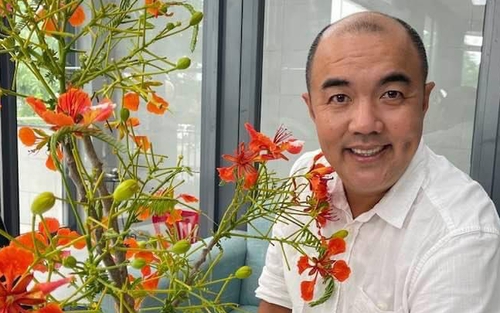 Diễn viên Quốc Thuận: 'Con chạy ra mừng, tôi không dám ôm con'