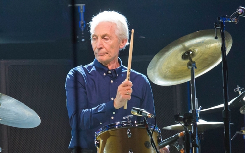 Vĩnh biệt tay trống của Rolling Stones: Charlie Watts - hòn đá ngừng lăn ở tuổi 80