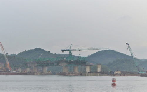Quảng Ninh với thi đua cao điểm 100 ngày đêm hoàn thành 3 công trình động lực, trọng điểm